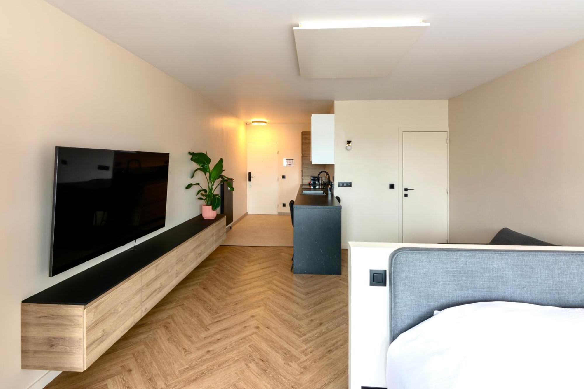 Studio By Aimee - 20M From The Beach & In City Centre! Oostende Dış mekan fotoğraf