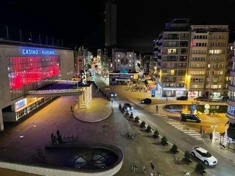 Studio By Aimee - 20M From The Beach & In City Centre! Oostende Dış mekan fotoğraf
