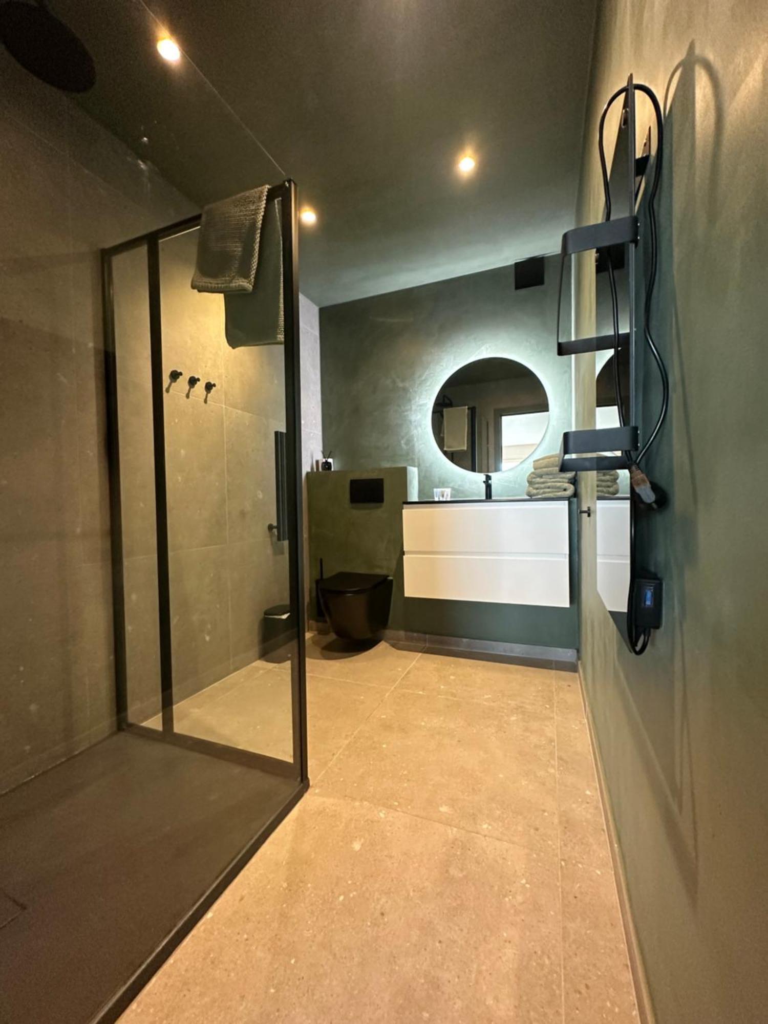 Studio By Aimee - 20M From The Beach & In City Centre! Oostende Dış mekan fotoğraf